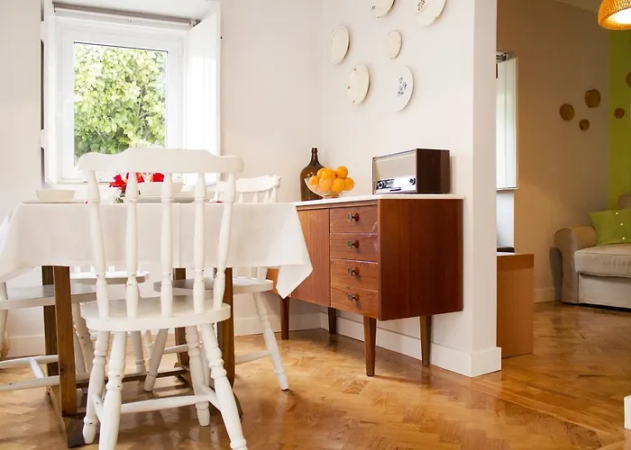 Semesterbostad Casa Do Avo Serra Leiria